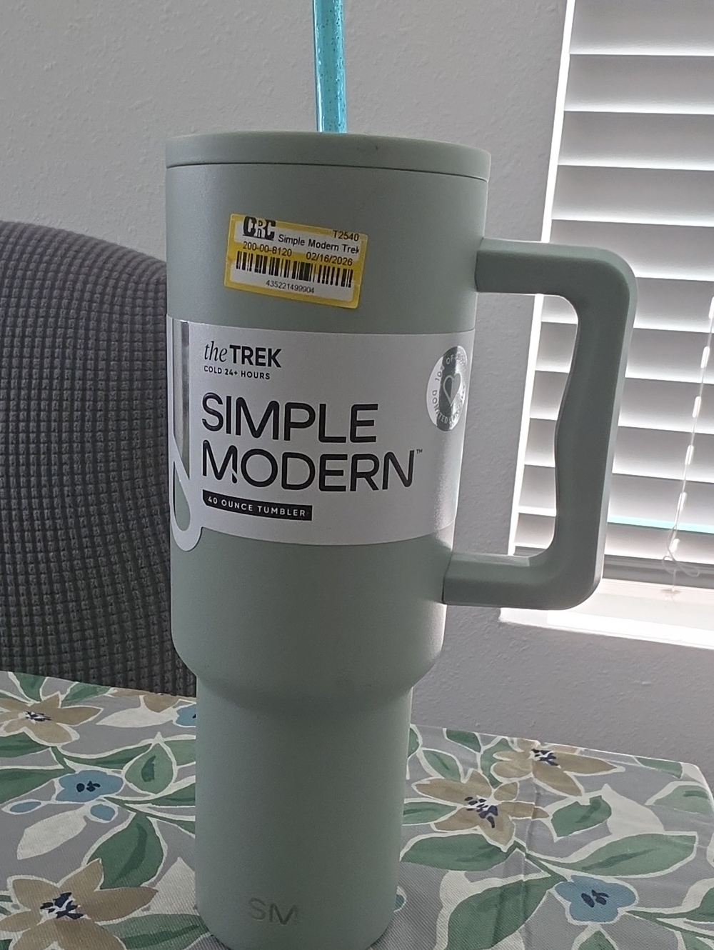 **Simple Modern The Trek 40 oz Travel Tumbler – Sage Green 🌿**